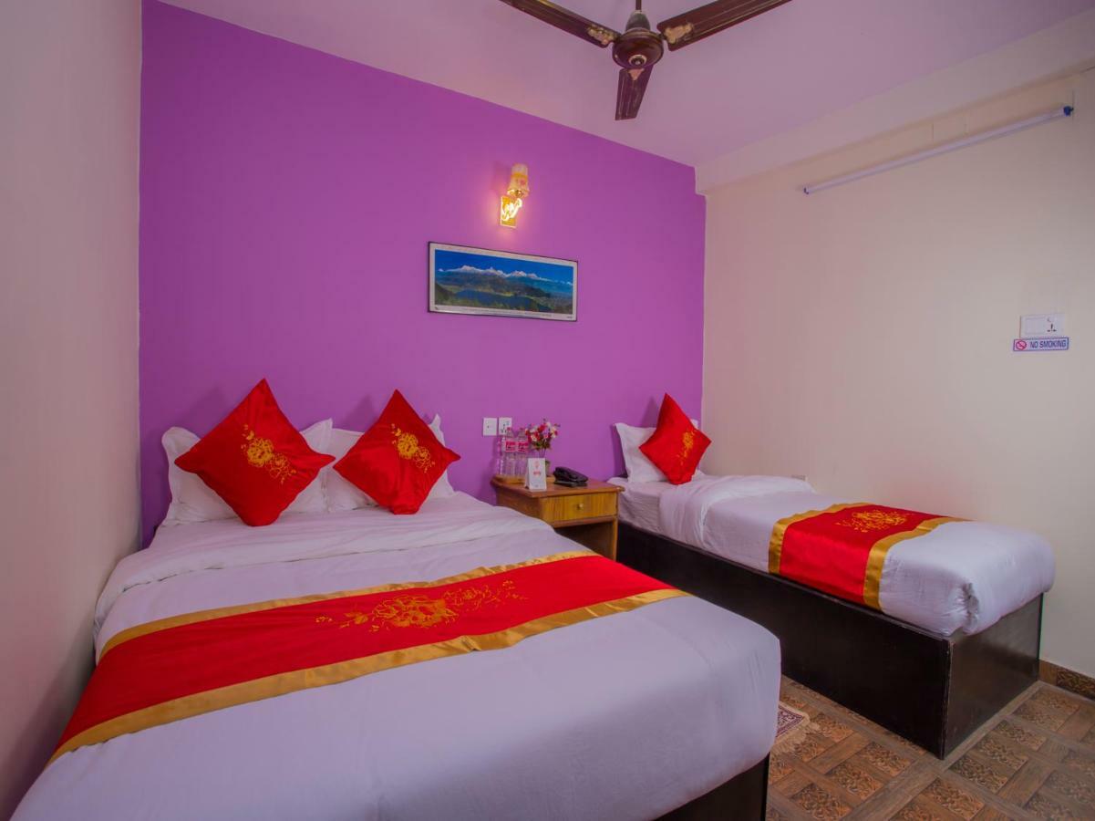 Hotel Fewa Corner & Restro Pokhara Extérieur photo