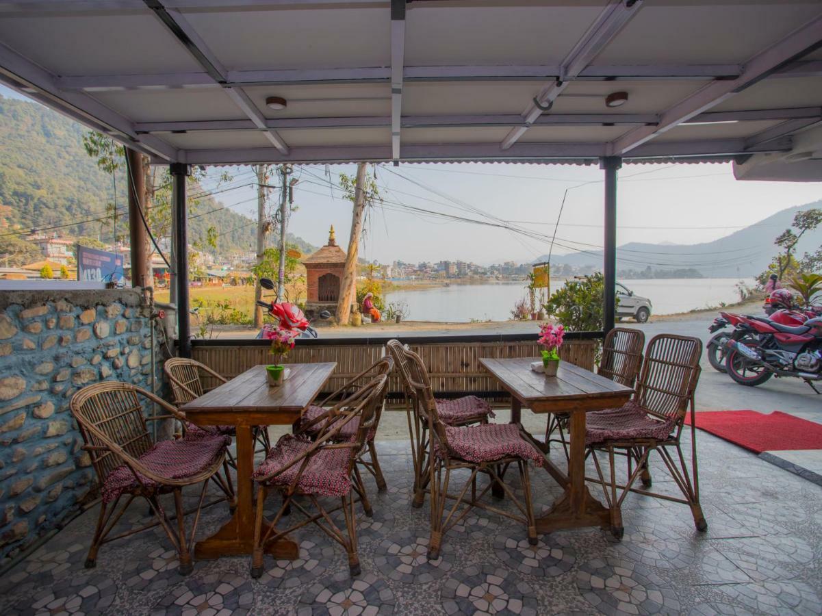 Hotel Fewa Corner & Restro Pokhara Extérieur photo